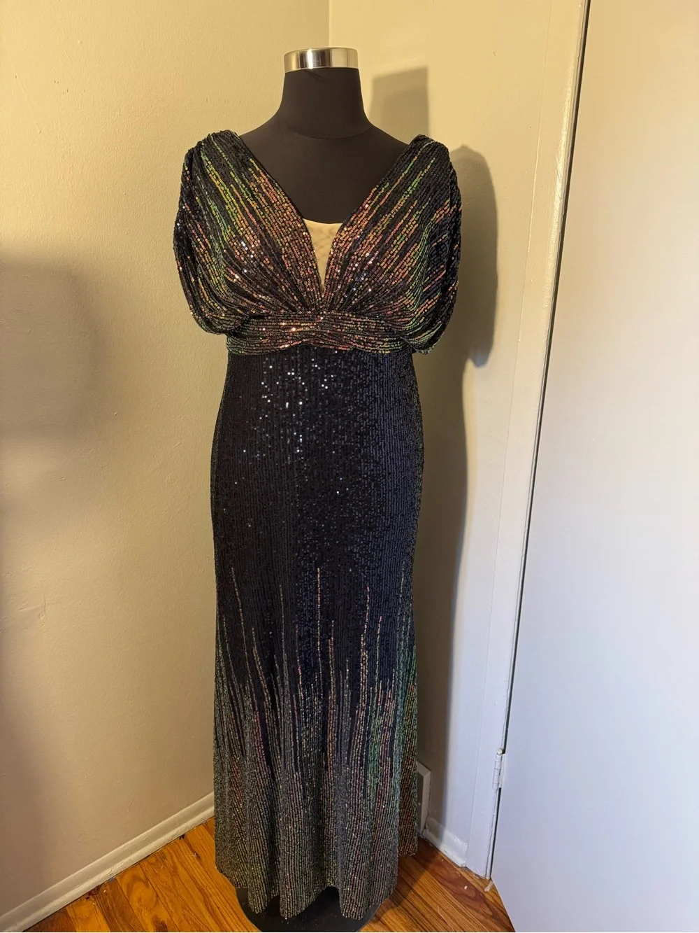 UNITHORSE Navy Iridescent Sequin Formal Gown Plus Size 1XL